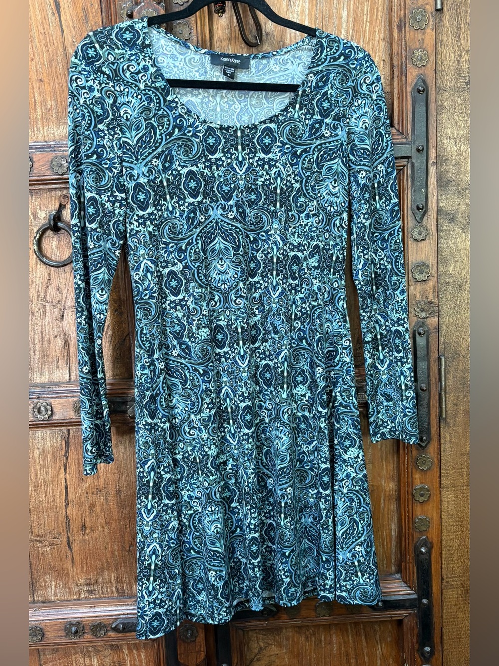 Karen Kane Paisley Long Sleeve Dress
Blue Black Stretch Knit S EUC